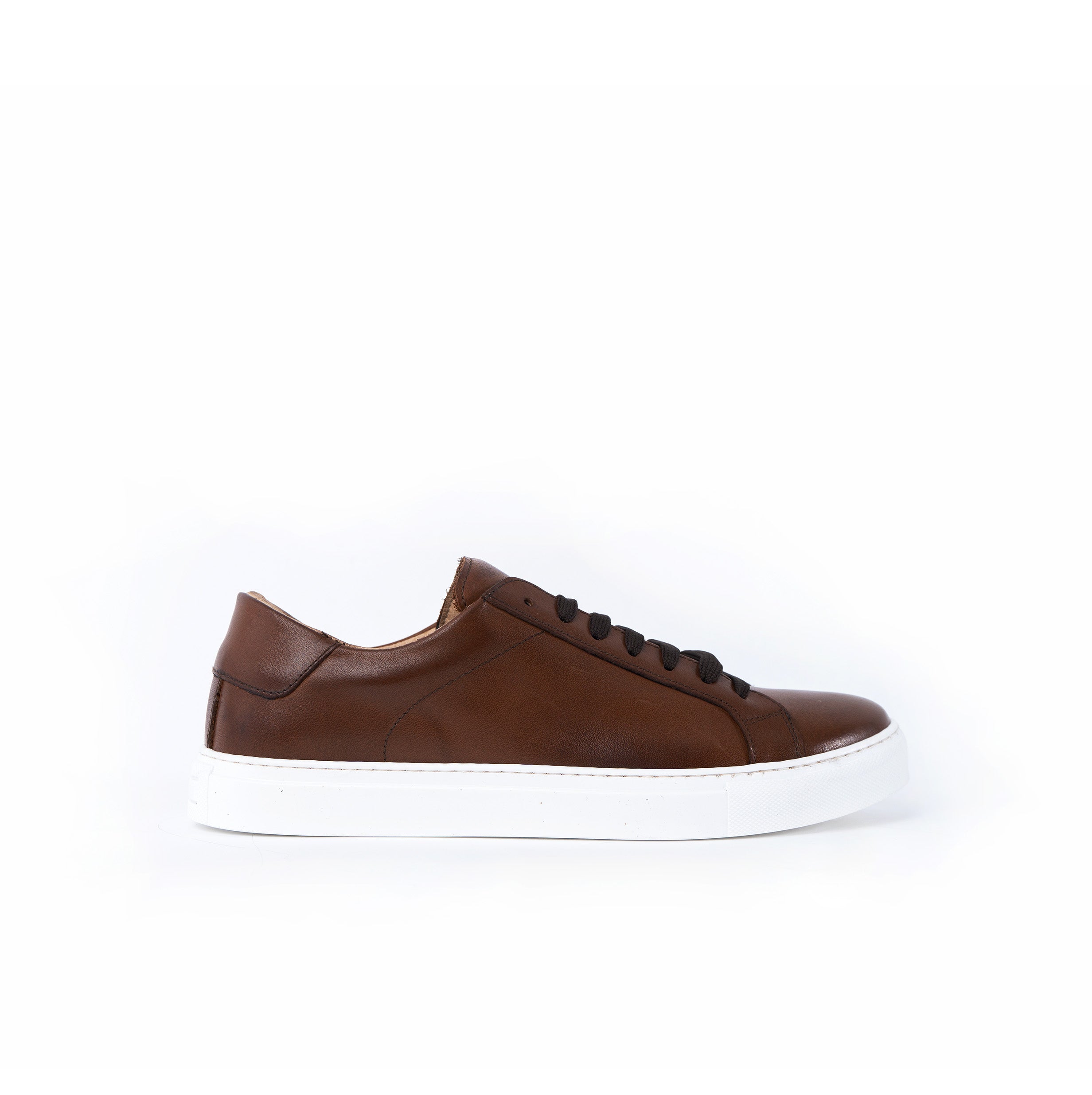 Vega low men's sneakers in genuine leather